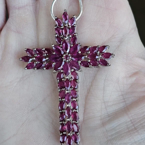 Genuine Rhodolite Garnet Cross in Platinum over Sterling Silver! ✨️🎀 - Picture 5 of 7